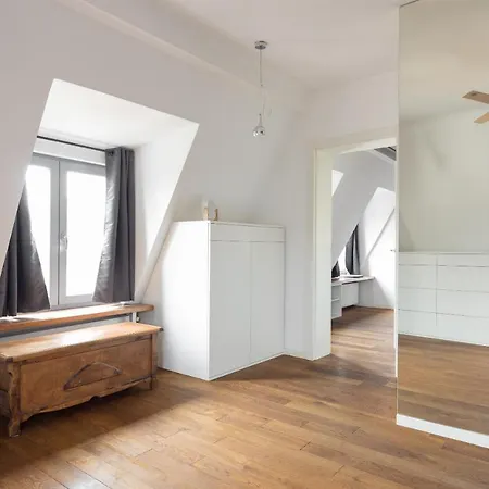 Nowy Swiat Extraordinary Apartment